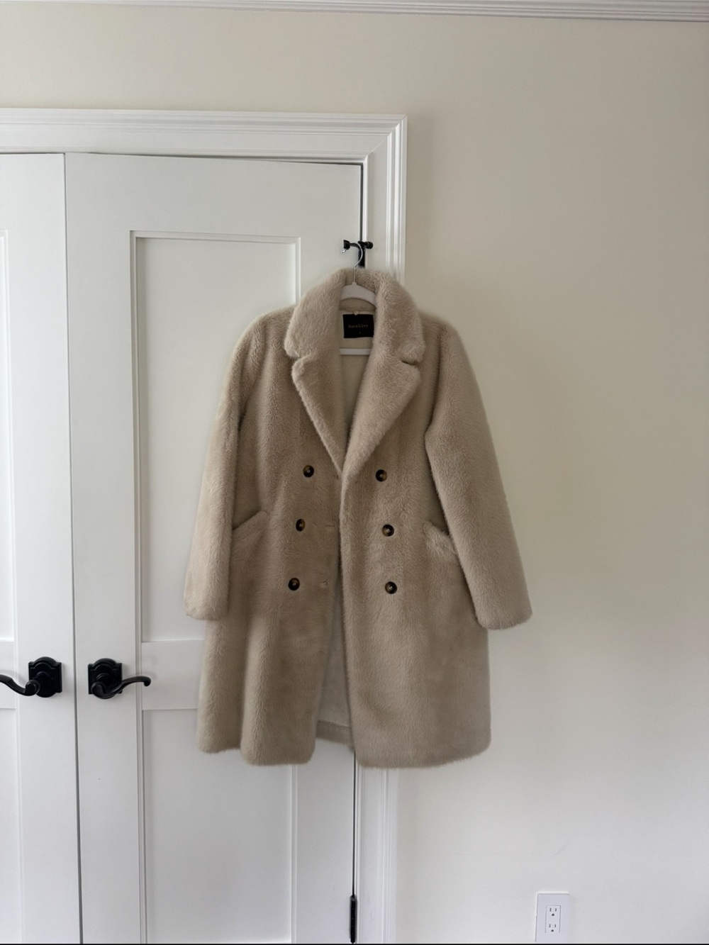 Women's Double-Breasted Faux Fur Coat - Cream